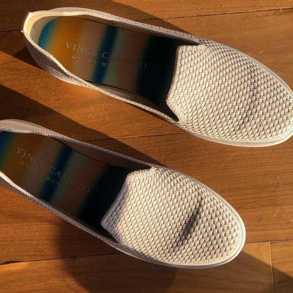 NEW IN BOX Vince Camuto Slip On Shoes - Picture 3 of 10